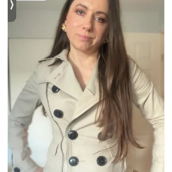 Burberry Brit Women's Beige Double-Breasted Trench Coat - Picture 10 of 10